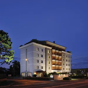 Poli 4*, San Vittore Olona Italië