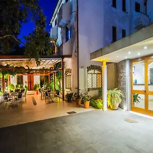 Il Querceto 4*, Dorgali Italië